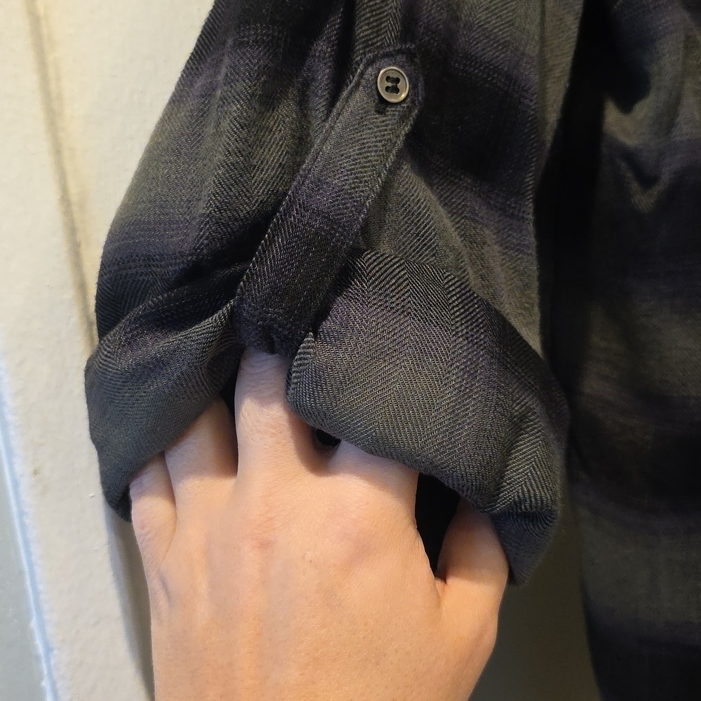 Green/black Plaid Long Sleeve Button Down XL - Picture 2 of 7